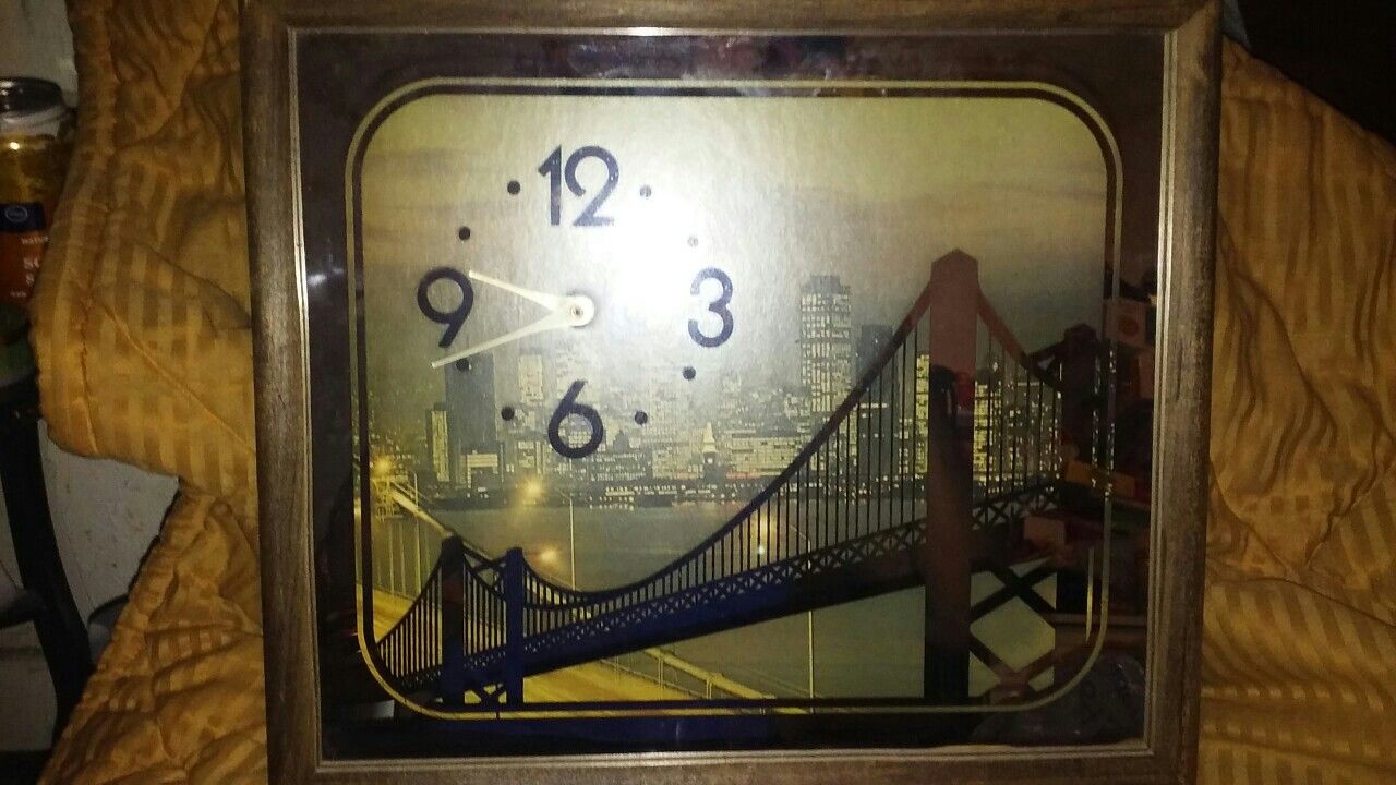 Vintage Golden gate bridge clock