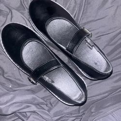 Black Clog Mary Jane’s