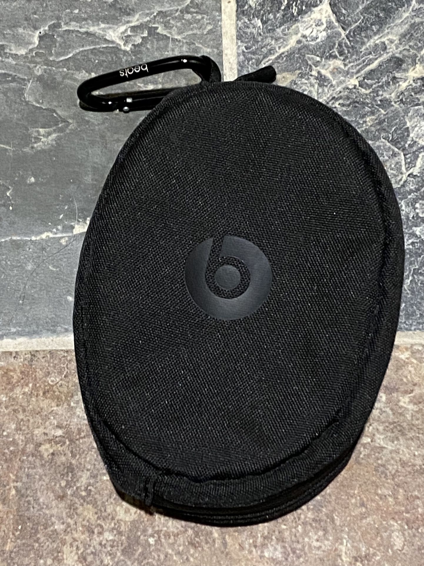 Beats Earbuds / Headphones Case