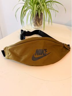 Nike Fanny Pack