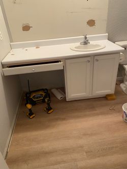 Vanity,countertop,sink,faucet,medicine cabinet