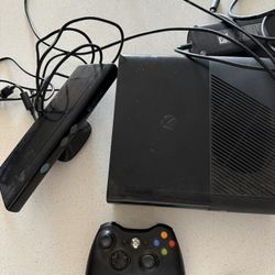 Xbox 360 W/ Kinect 