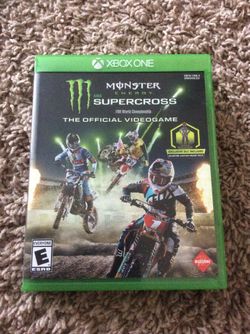 Monster energy Supercross Enter the arena