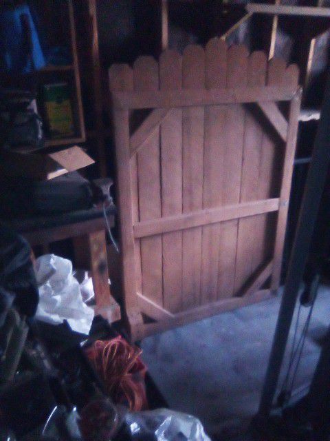  Costum  Gate For Fence