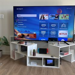 TV 65” Onn Roku 