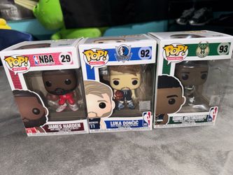 Selling Basketball Funko Pops! 3 for $15