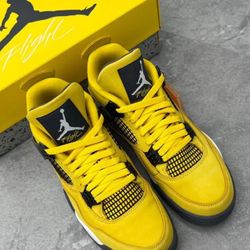 Jordan Air Jordan 4 retro “tour yellow” Mesh Cowhide Electric Mother Mid-top Retro Basketball Shoes Men's and Women's Black and Yellow