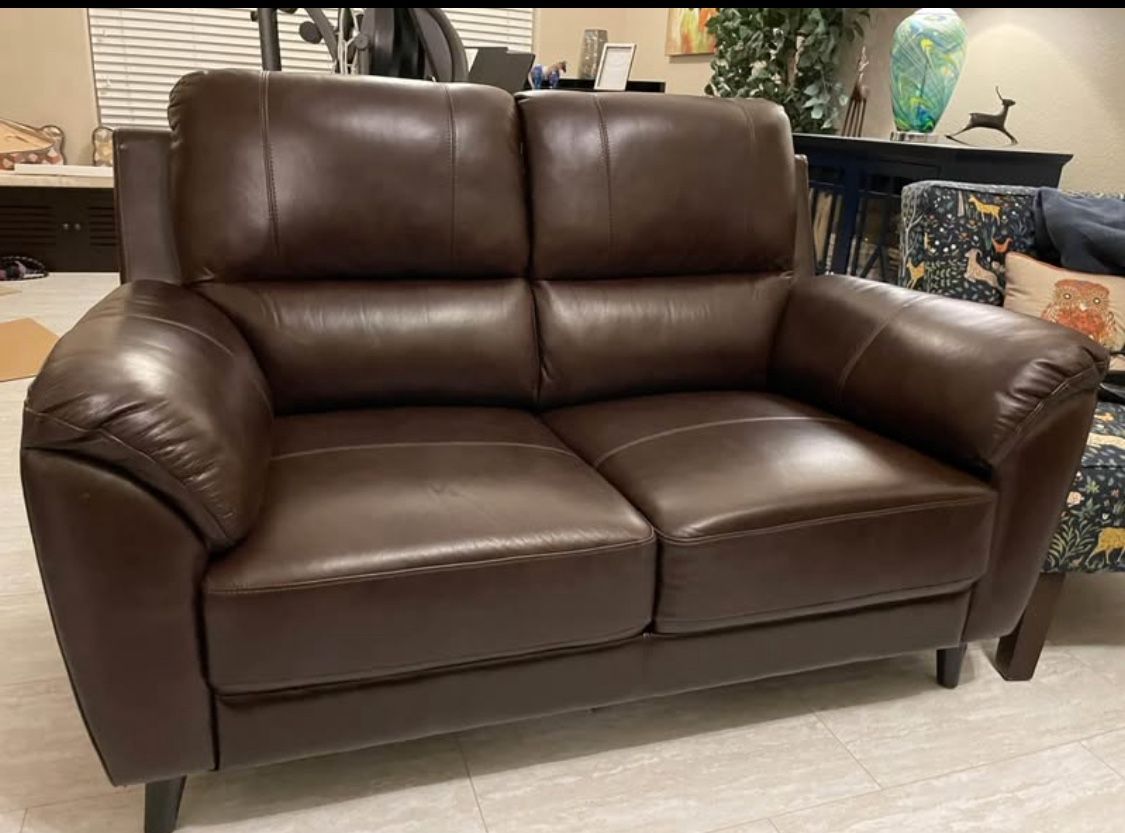 NEW Top Grain Love Seat & Chair