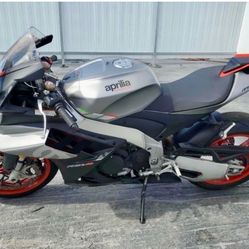 Stolen 2021 Aprilia RSV4