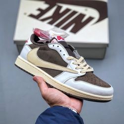 Jordan 1 Low Travis Scott Reverse Mocha 22