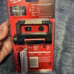 The MILWAUKEE REDLITHIUM USB ROVER Pivoting Flood Light