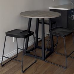 Kitchen Dinette Set or Patio Table Set