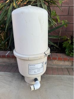 Leaking Pentair 4060 4000 Series DE Filter - Model 4060 (SMBW 4060) - 2019 - Leaking - For Parts or Repair For sale is a Pentair 4000 Series Diatomace