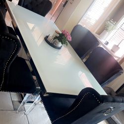 Luxury Dining Table With 6 Chairs