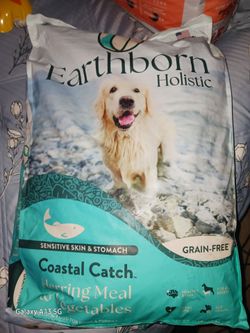 Earthborn Holistic Coastal Catch Dry Dog Food