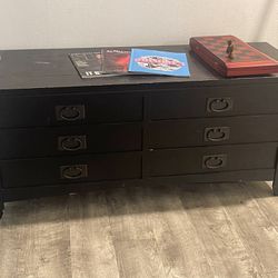 Short Leg Tv Stand