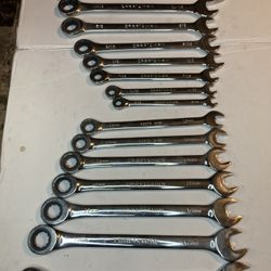Craftsman Gear And Standard Wrenches 