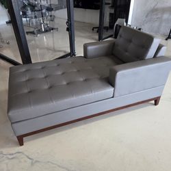 Modern Grey Tufted Chaise Lounge