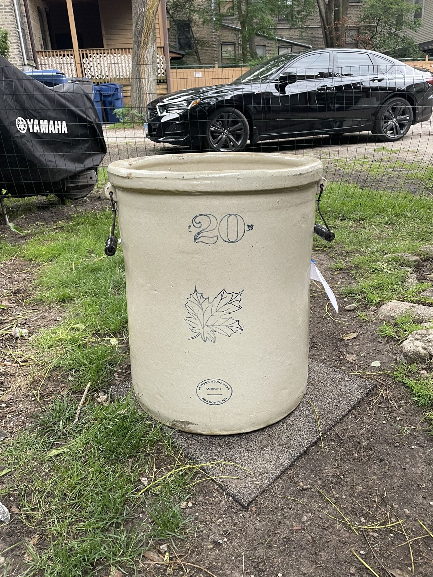 Rare 20 Gallon Stoneware Crock