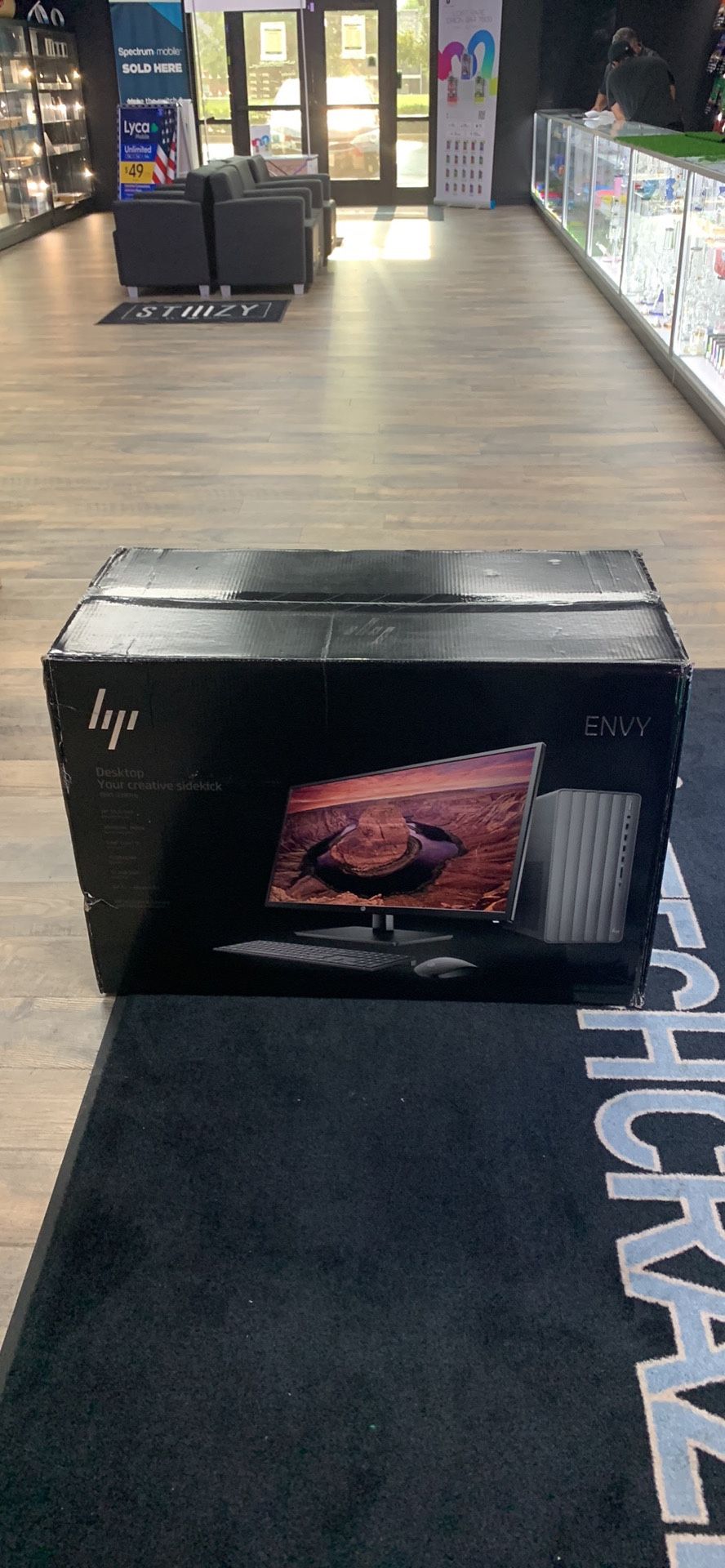 HP Envy Desktop & Monitor Bundle 31.5” Intel Core i7 CPU 512GB SSD/12GB RAM New