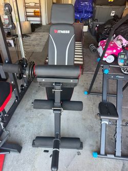 leg exercises machine