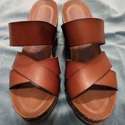 Blowfish Malibu Slip On Wedges Size 7.5