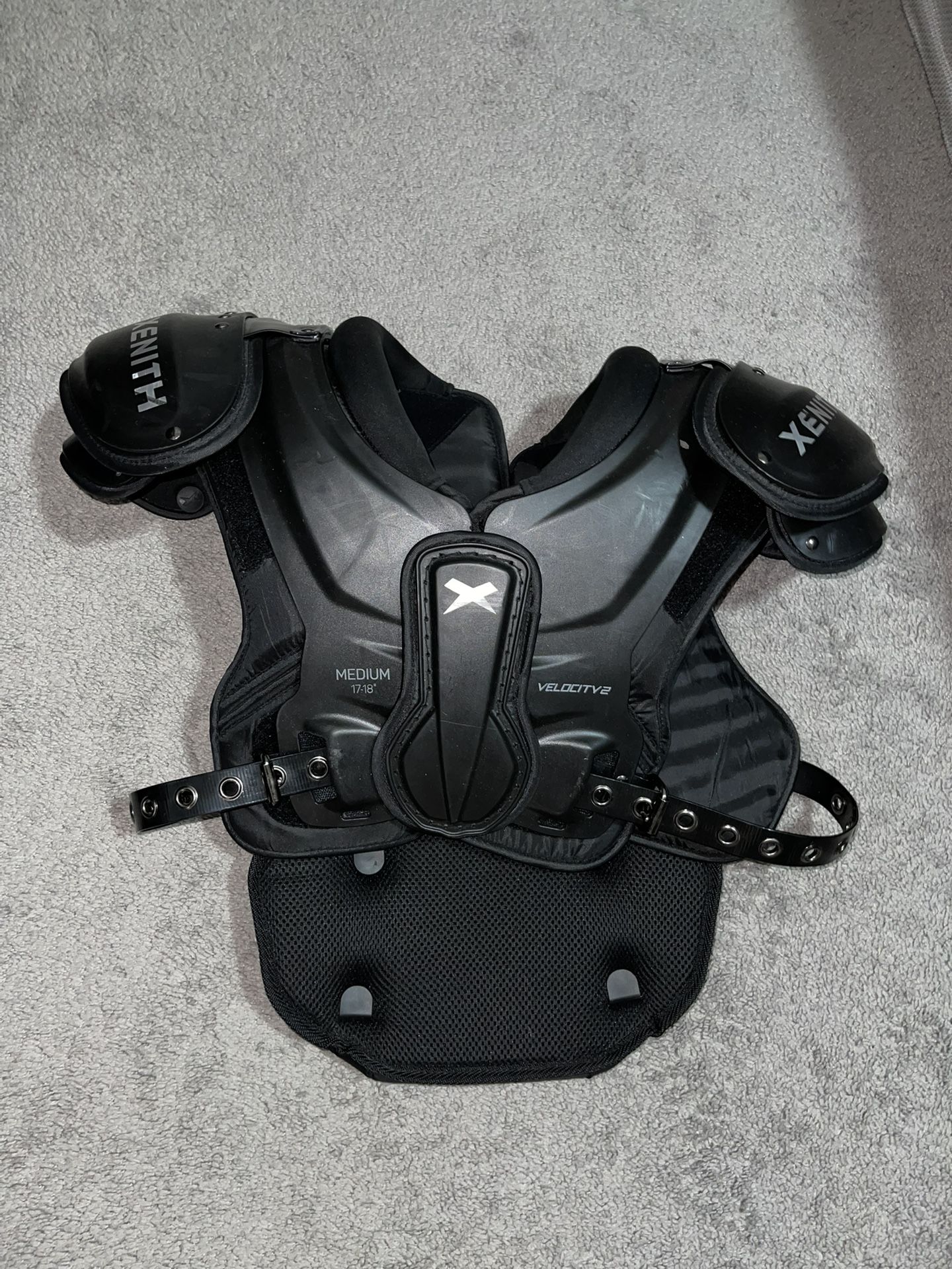 Xenith Velocity 2 - Medium 17-18" - Used