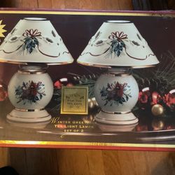 Lenox Winter Greetings Tea Light Lamps Set of 2
