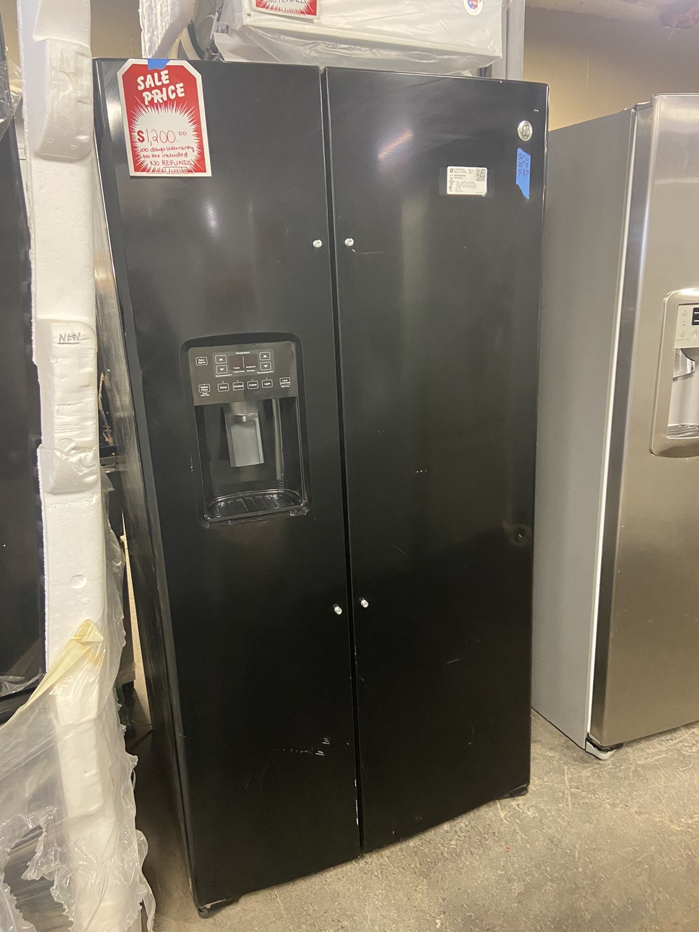 GE Side by Side Refrigerator Black