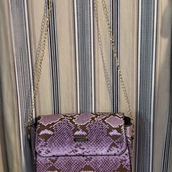 Purse, USED,NOT LEATHER, 10 inches wide x 7 1/2 deep, Exxon 2428 E Lamar Alex Pkwy