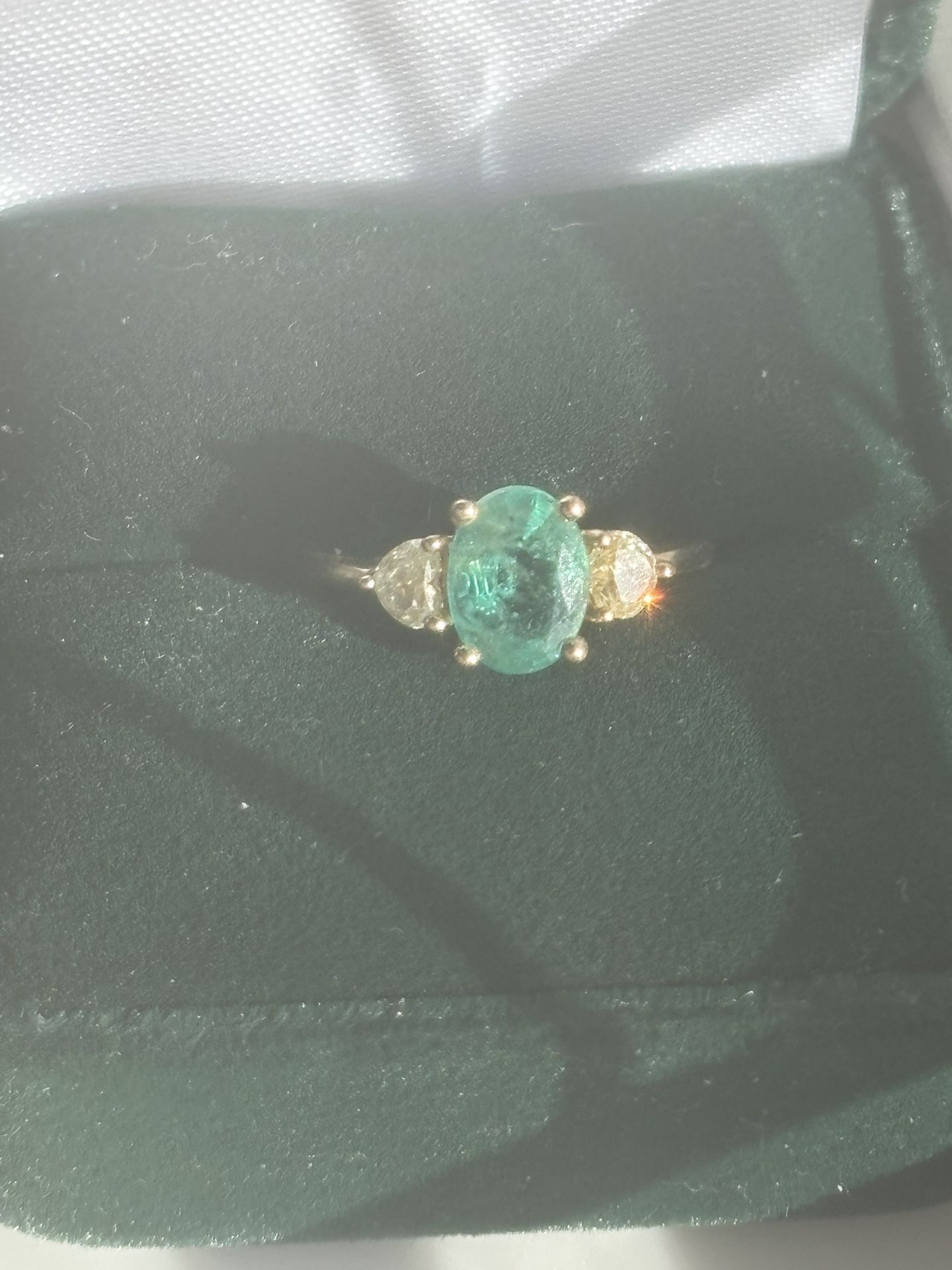 14k Gold Emerald Diamond Ring