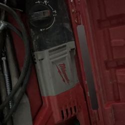 Milwaukee Rotary Hammer Drill