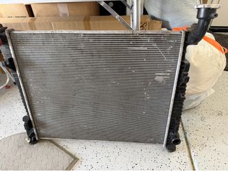 Spectra Radiator 11-21 Jeep HD Hemi