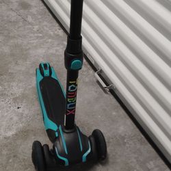 TONBUX CHILDRENS SCOOTER