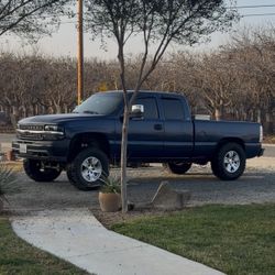 2000 chevy silverado 1500 3 door 