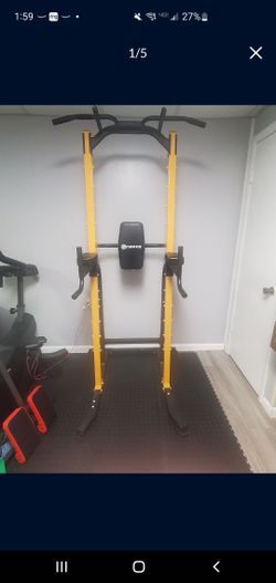 Pull Up Tower