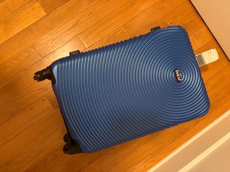Dukap 24" Hardside Suitcase