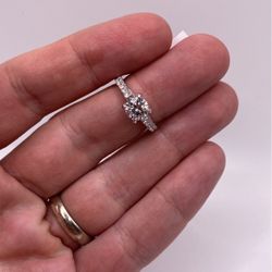 Diamond Engagement Ring (1.02 C.t) Cert!