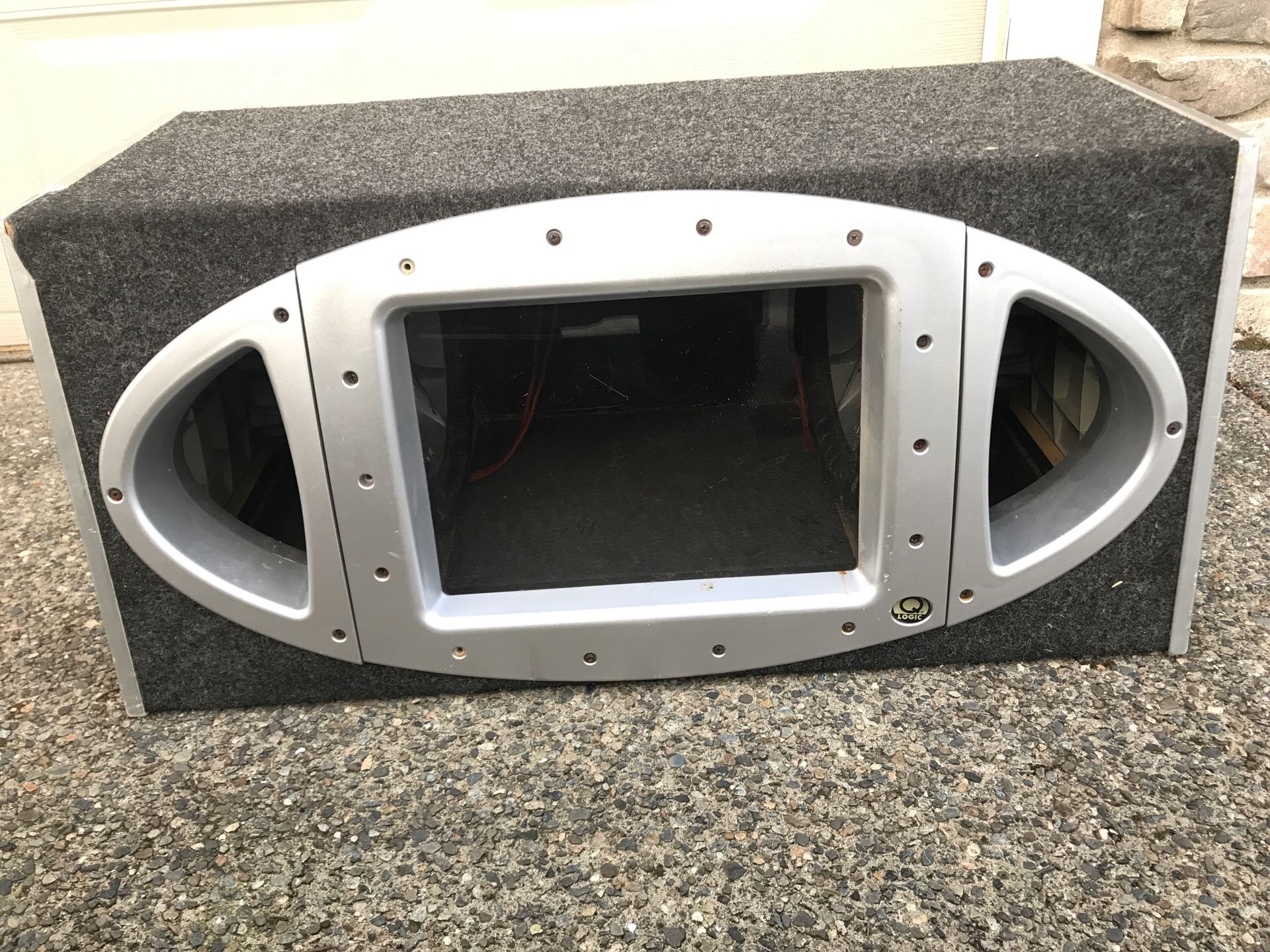 Q-Logic QB-212.4b dual band-pass subwoofer box with 2 12 inch subs