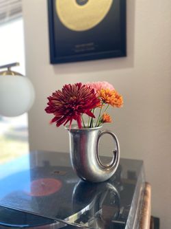 Vintage Wilton Armetale horn mug