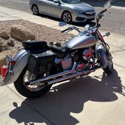 Yamaha V Star 2009