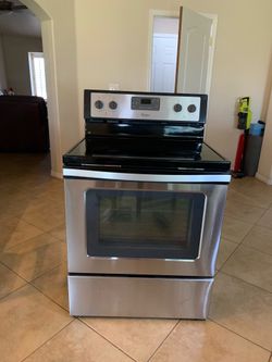 Stove electric whirpool used everything works perfect