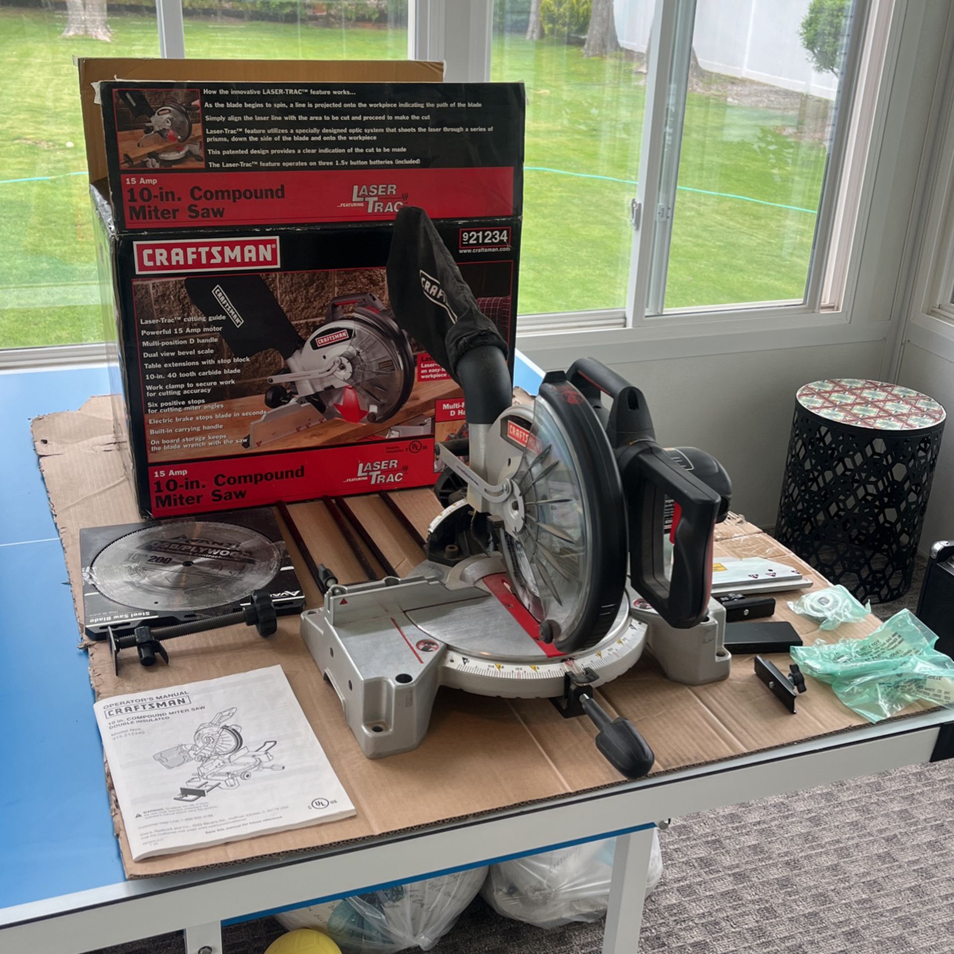 10” CRAFTSMAN COMPOUND MITER SAW WITH LASER CUTTING GUIDE AND EXTRA BLADE