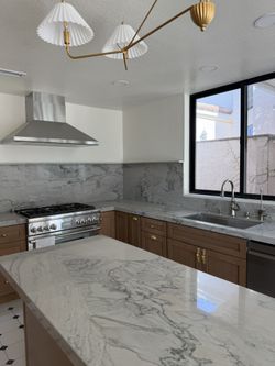 Unused White Polished QUARTZITE countertop slabs for sale