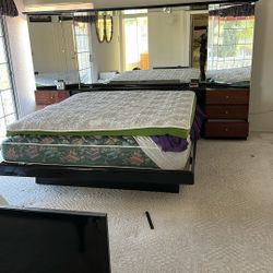 King Size Bed With Mattress Includes 3 Drawer Night Stand and mirror backboard