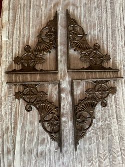 Antique Cast Iron Shelf Brackets