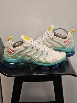 Like New 2022 Vapormax Plus "Since 1972"