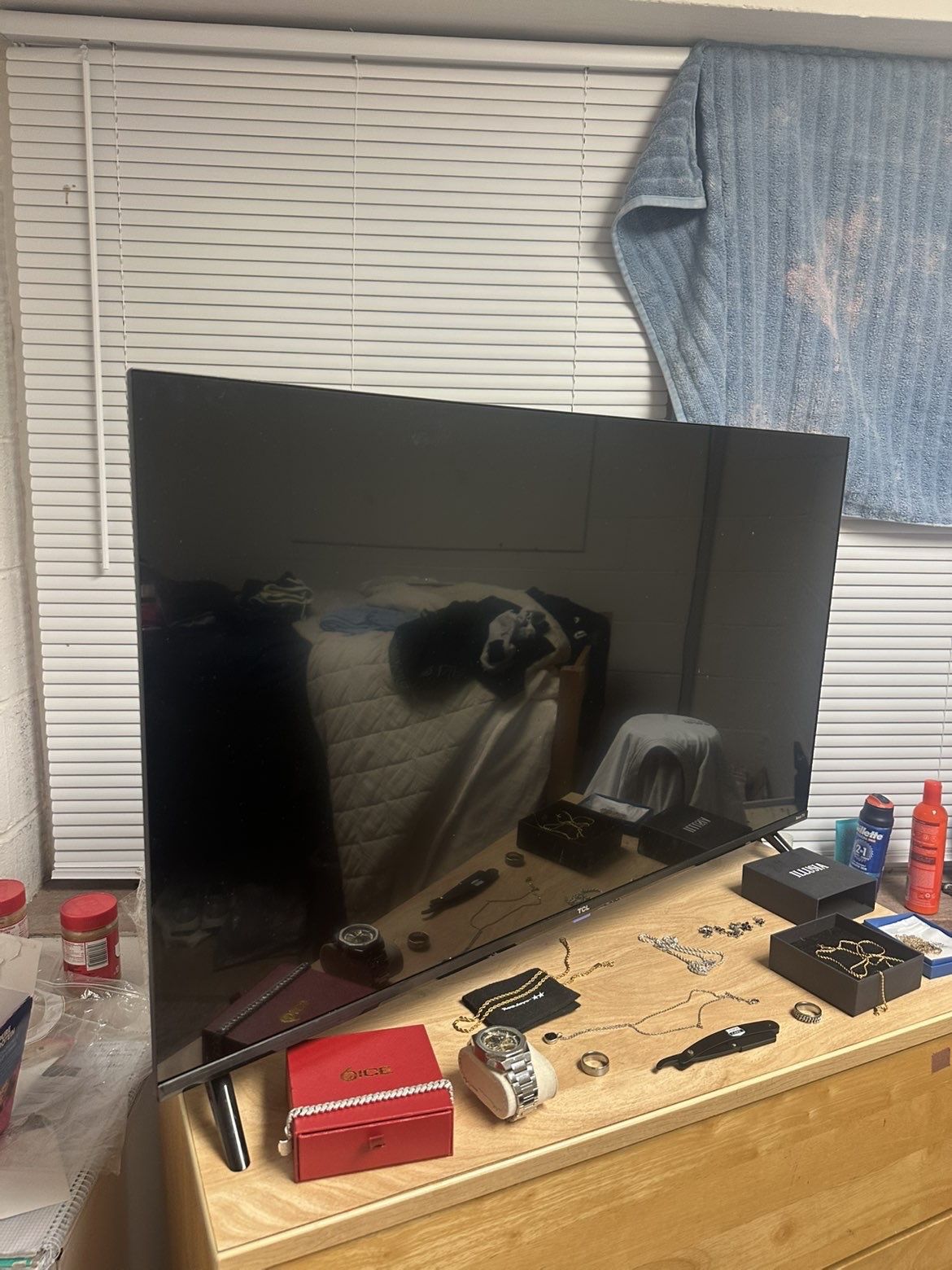 TV