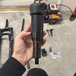 Rock Shox Deluxe Select Rear Shock, 47.5mm 