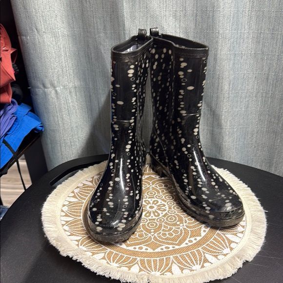 Black and White Polka Dot Rain Boots size 10 